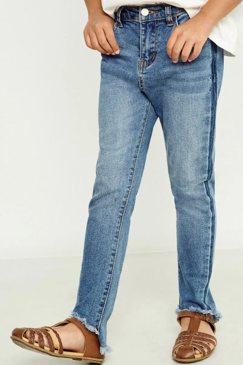 Stone Wash Frayed Ankle Jean